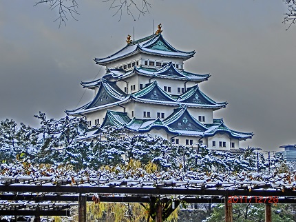 名古屋城雪化粧.jpg