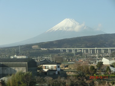 富士山と新東名.jpg